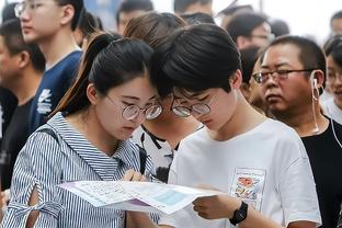 美媒：多名NBA高管预计篮网对芬尼-史密斯的要价高达两个首轮签